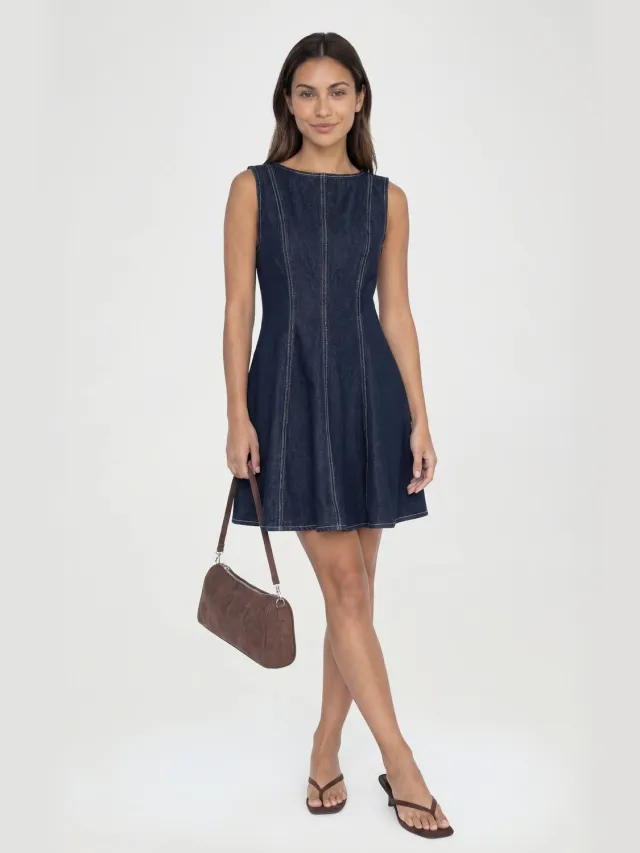 boohoo Dames Lange Mouwloze Denim Jurk Met Uitlopende Zoom Indigo