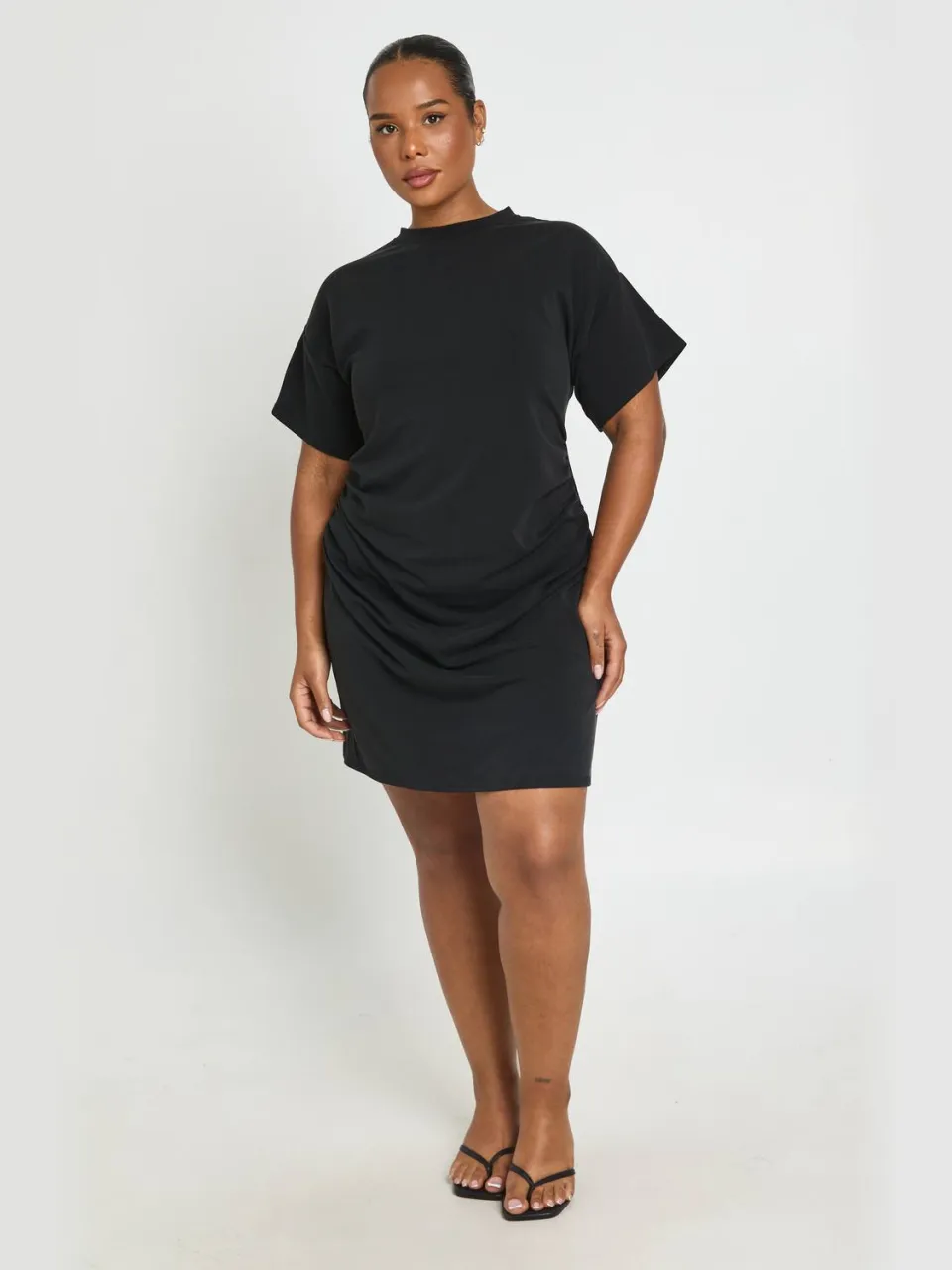 boohoo Dames Plus T-shirt Jurk Met Geplooid Middel zwart, foto 2