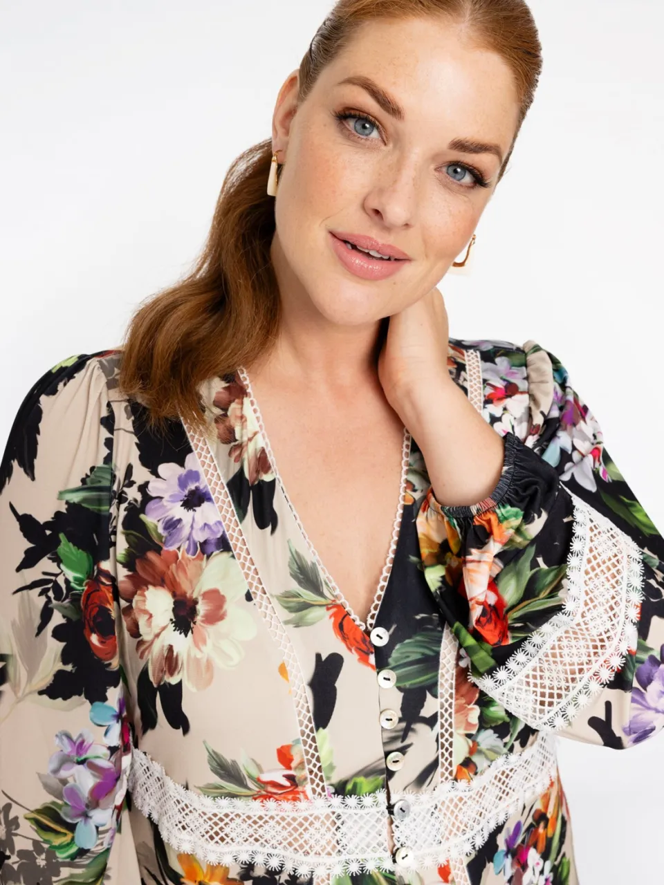 Yoek Jurk met kant BOUQUET | Bruin, foto 4