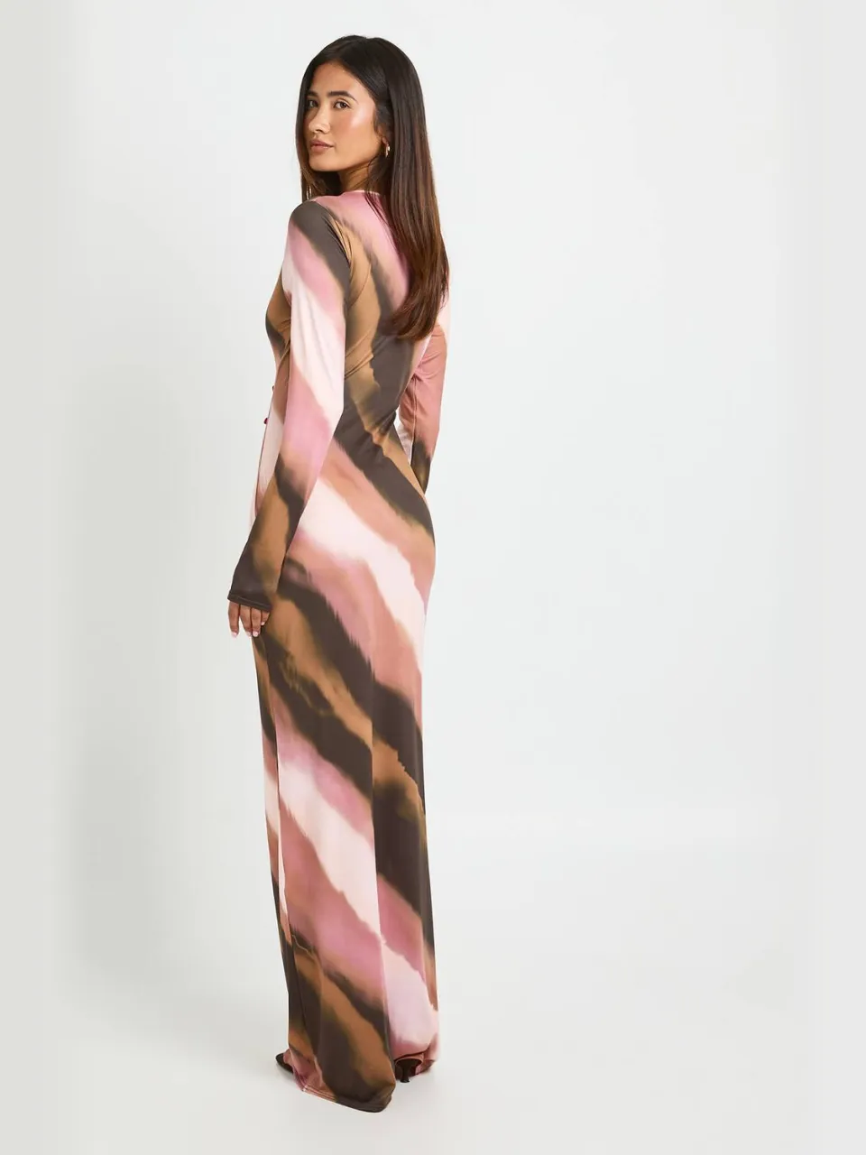 boohoo Dames Maxi-jurk Met Lange Mouwen En Tonale Strepen chocoladebruin, foto 2