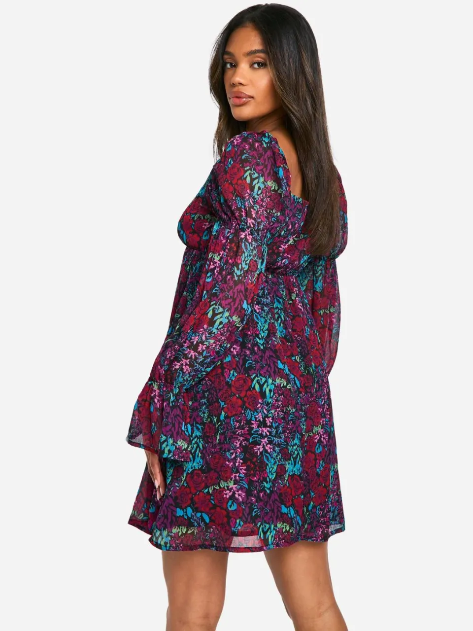 boohoo Dames Bloemen Crinkle Chiffon Lange Mouwen Smockjurk multicolor, foto 2
