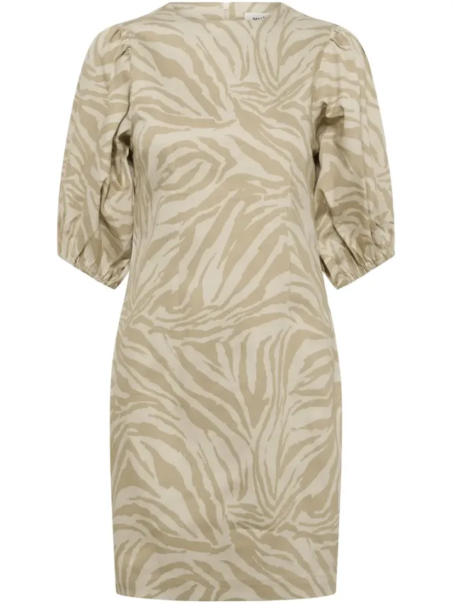 SOAKED IN LUXURY Damesjurk Soaked in Luxury Livia Zazu witte peper dier