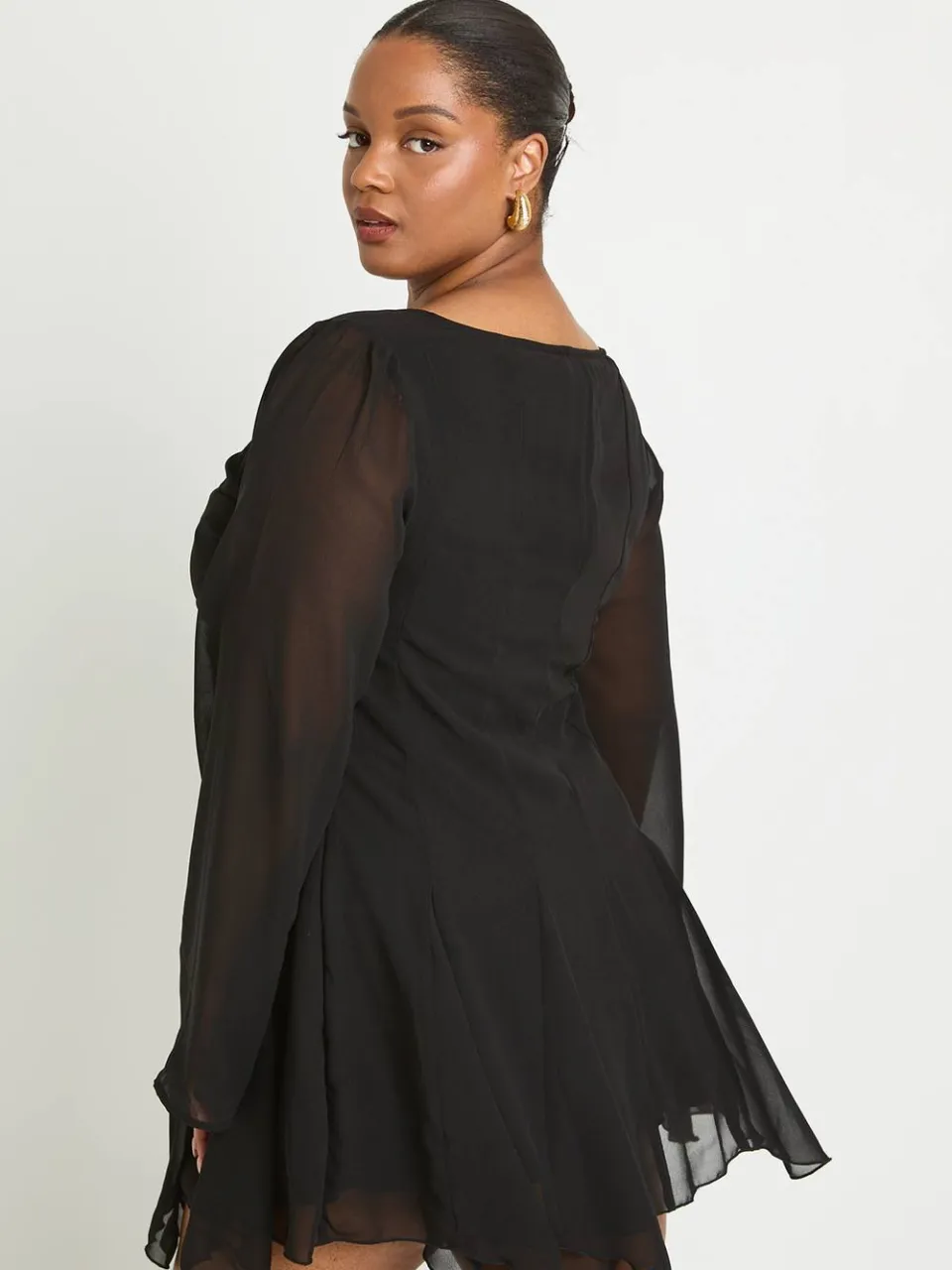 boohoo Dames Plus Godet Zoom Mini Jurk zwart, foto 2