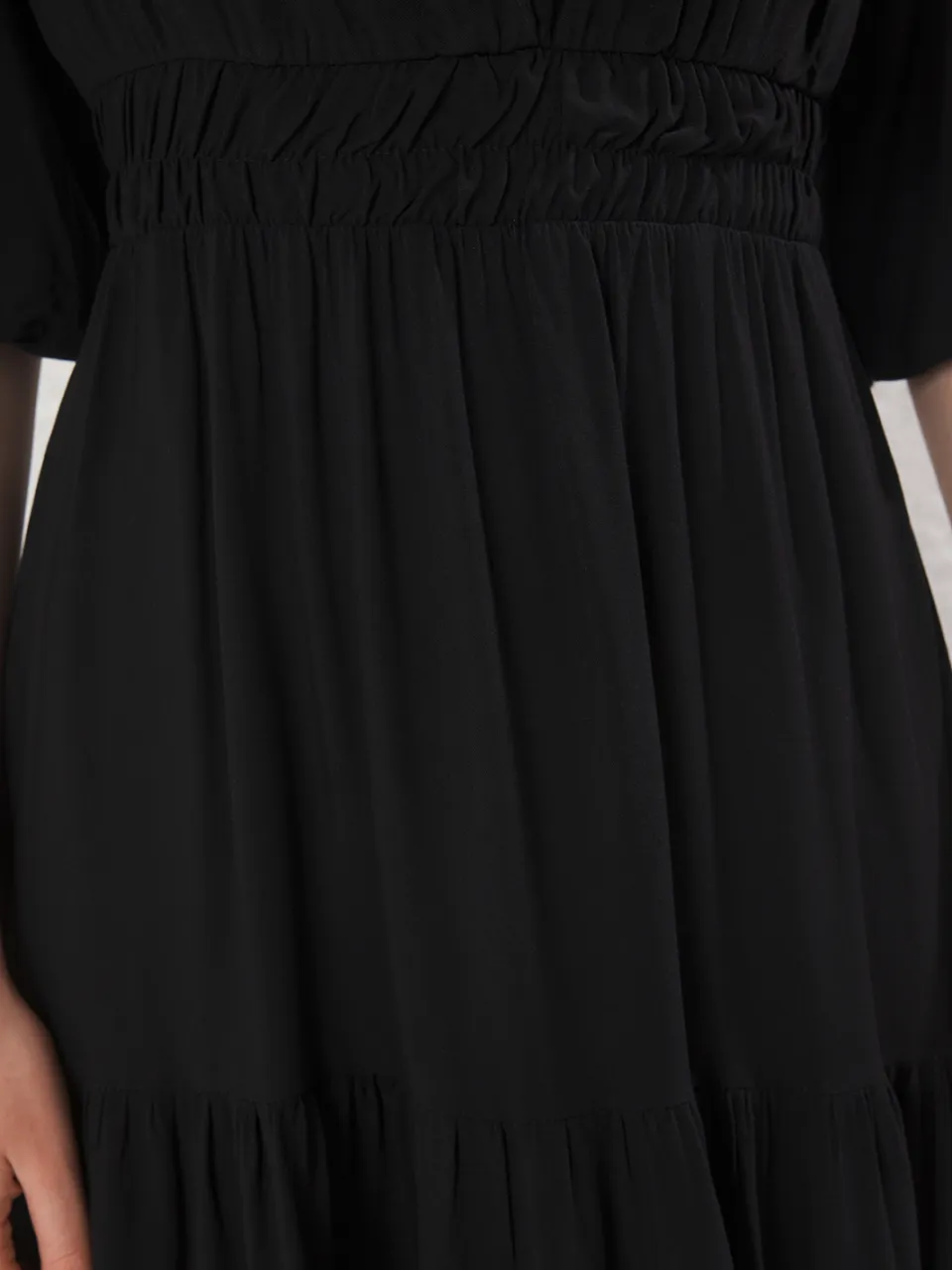 Trendyol TRENDYOLMİLLA Dames Zwart Effen Maxi Kort Casual Skater Jurken, foto 2