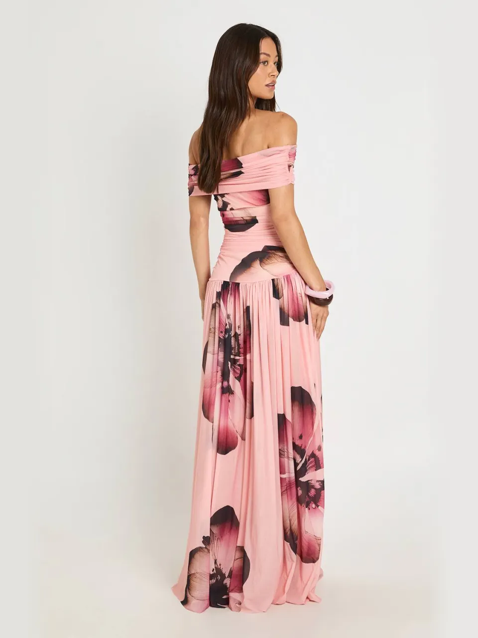 boohoo Dames Lange Maxi Jurk Met Bloemenprint En Bardot-halslijn blush, foto 2