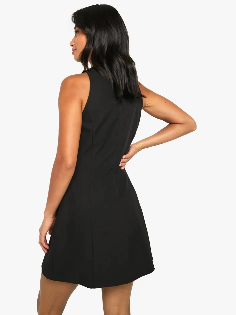 boohoo Dames Petite Parelversierde Mouwloze Getailleerde Mini Jurk zwart, foto 2
