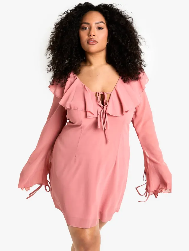 boohoo Dames Plus Geweven Ruchirobijnjurk Blush