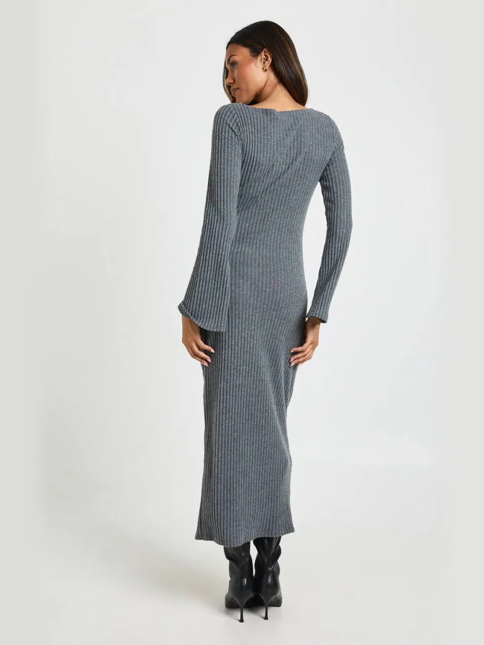 boohoo Dames Zwangerschaps Off-Shoulder Midaxi Jurk houtskool, foto 2