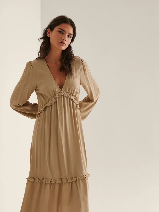 NA-KD Maxi-jurk met ballonmouwen en ruches- Maat EU 36 Dark Beige
