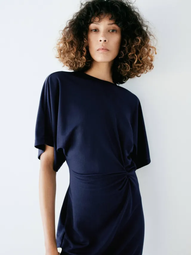 Mango midi jurk met split - donkerblauw