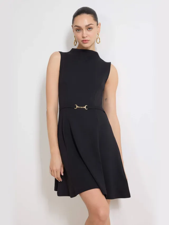 Trendyol TRENDYOLMİLLA Dames Zwart Effen Kort / Mini Mouwloos Zakelijk Skater Jurken