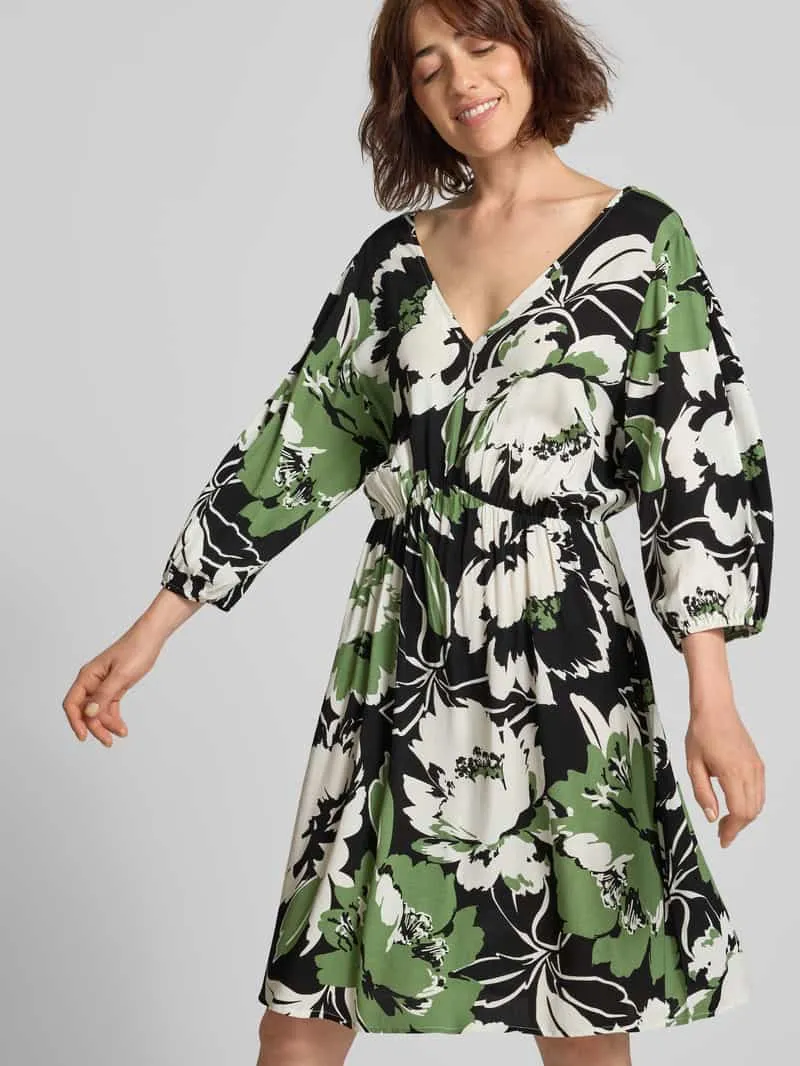 ZABAIONE Knie-lange jurk van viscose in all-over look model 'Fe44li' lichtgroen, foto 4