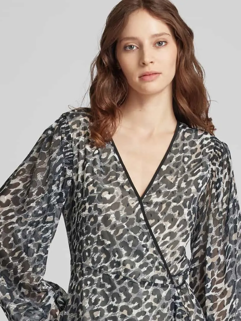 Guess Maxi-jurk in wikkellook, model 'FELISIA' zwart, foto 5