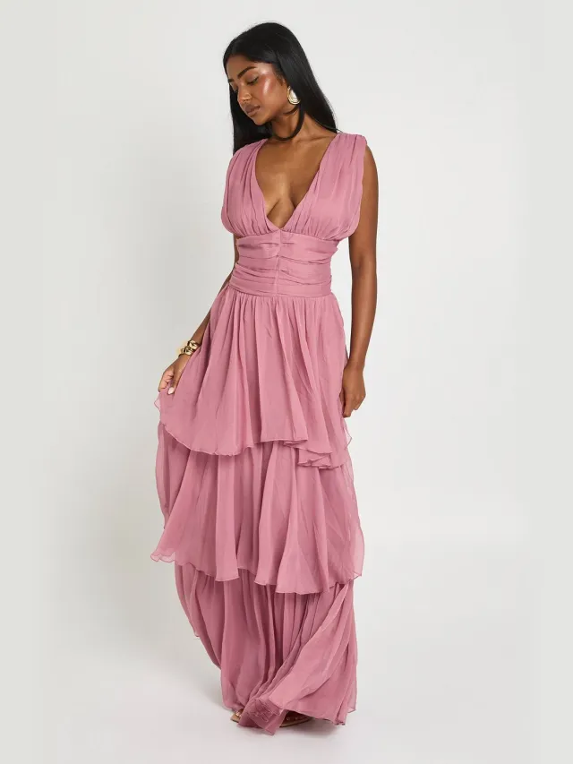 boohoo Dames Chiffon Maxi Jurk Met Diepe Halslijn En Gelaagde Rok Roos