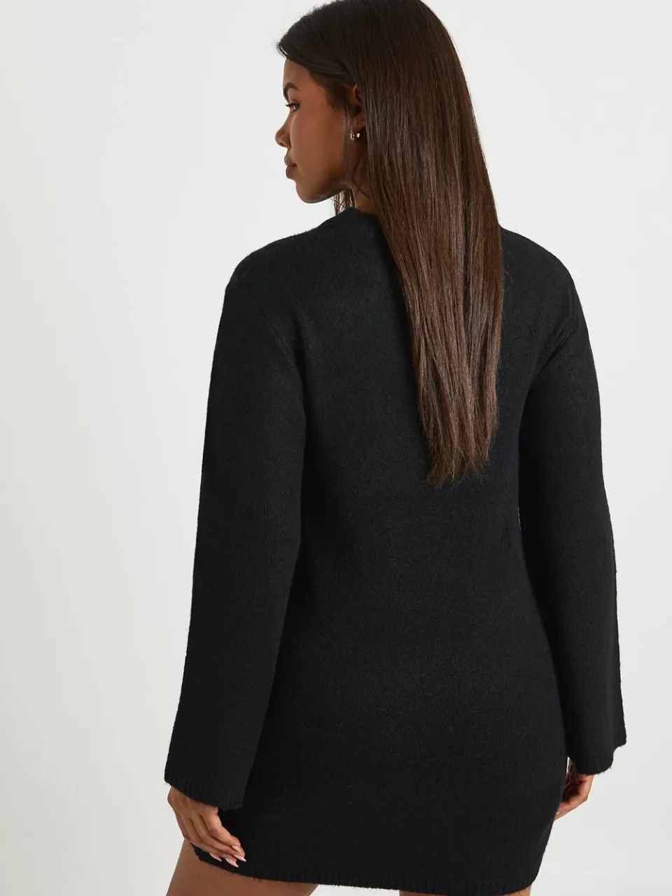 boohoo Dames Gebreide mini-jurk met ronde hals en wijde mouwen zwart, foto 2