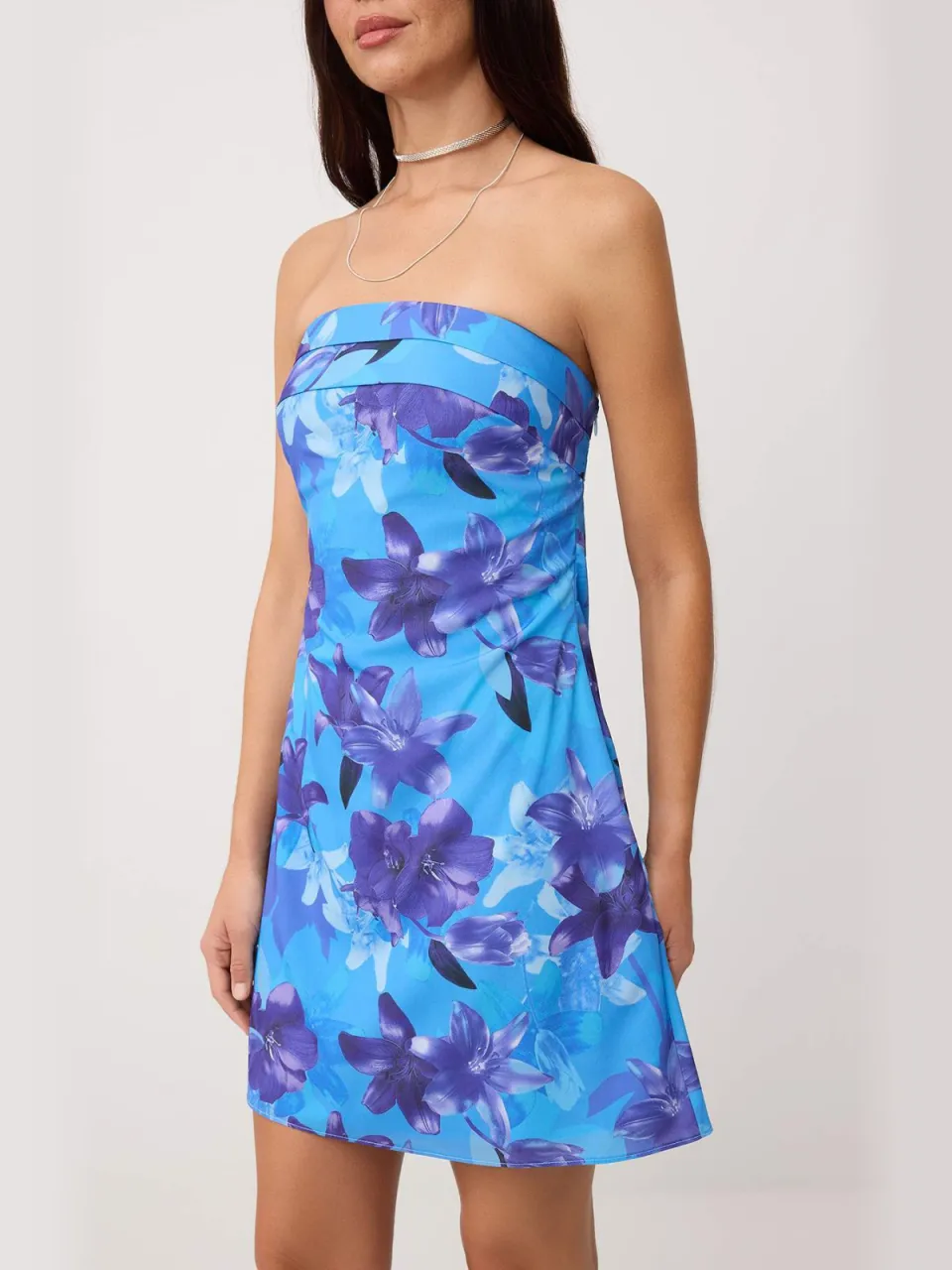 Trendyol TRENDYOLMİLLA Dames Blauw Bloemen Kort / Mini Mouwloos Bodycon Jurken, foto 2