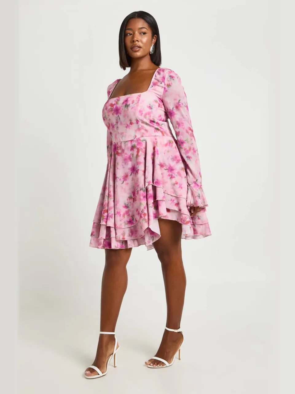 boohoo Dames Plus Chiffon Skater Jurk Met Bloemenprint roze, foto 3