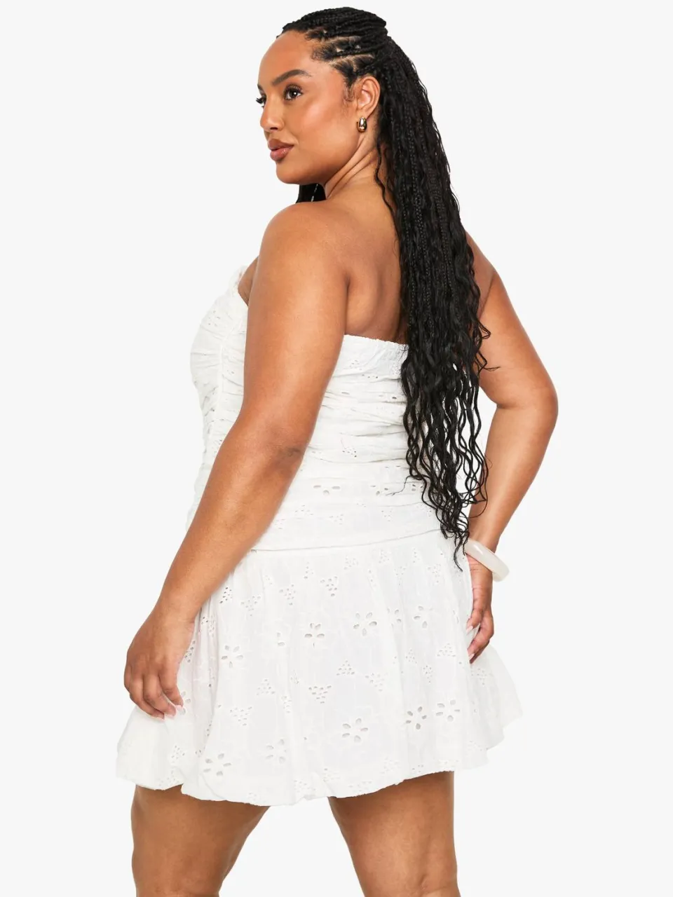 boohoo Dames Plus Bandeau Broderie Skater Jurk wit, foto 2