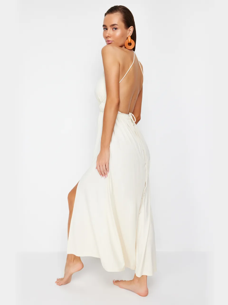 Trendyol TRENDYOLMİLLA Dames Ecru Effen Maxi Mouwloos Strandkleding Recht Strandjurken, foto 2