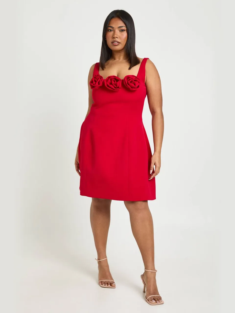 boohoo Dames Plus 3D Corsage Getailleerde Bandjes Mini Jurk rood, foto 2