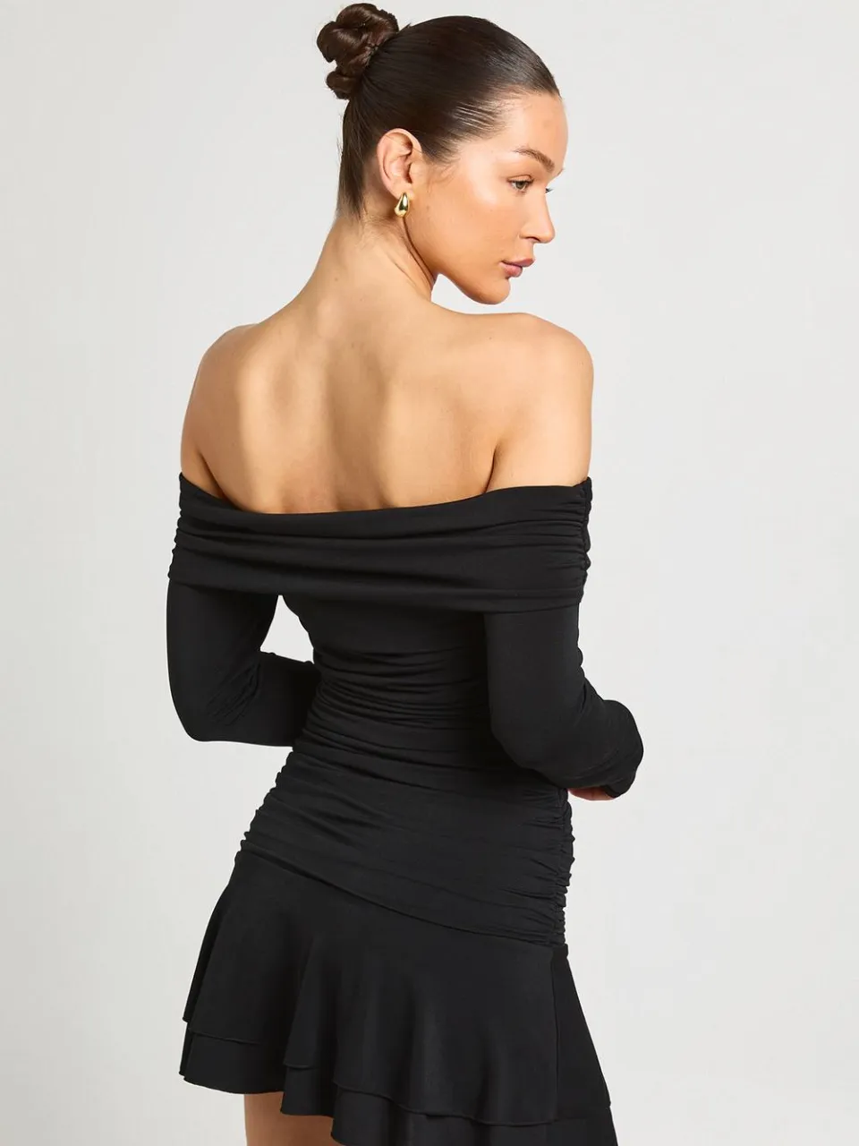boohoo Dames Mini Rok Met Gerimpeld Detail En Asymmetrische Zoom zwart, foto 2