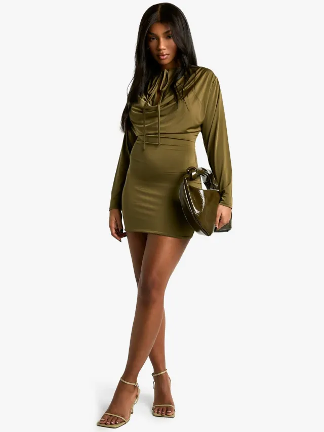 boohoo Dames Cowl Strap Detail Long Sleeve Mini Dress Groente
