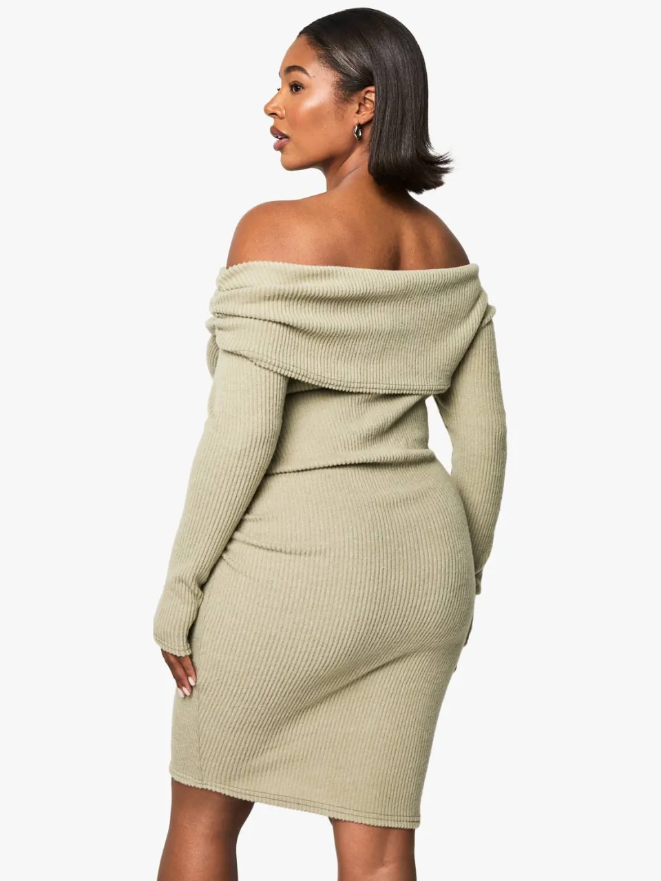 boohoo Dames Plus Soft Rib Asymmetrische Gerimpelde Bodycon Jurk licht kaki, foto 2