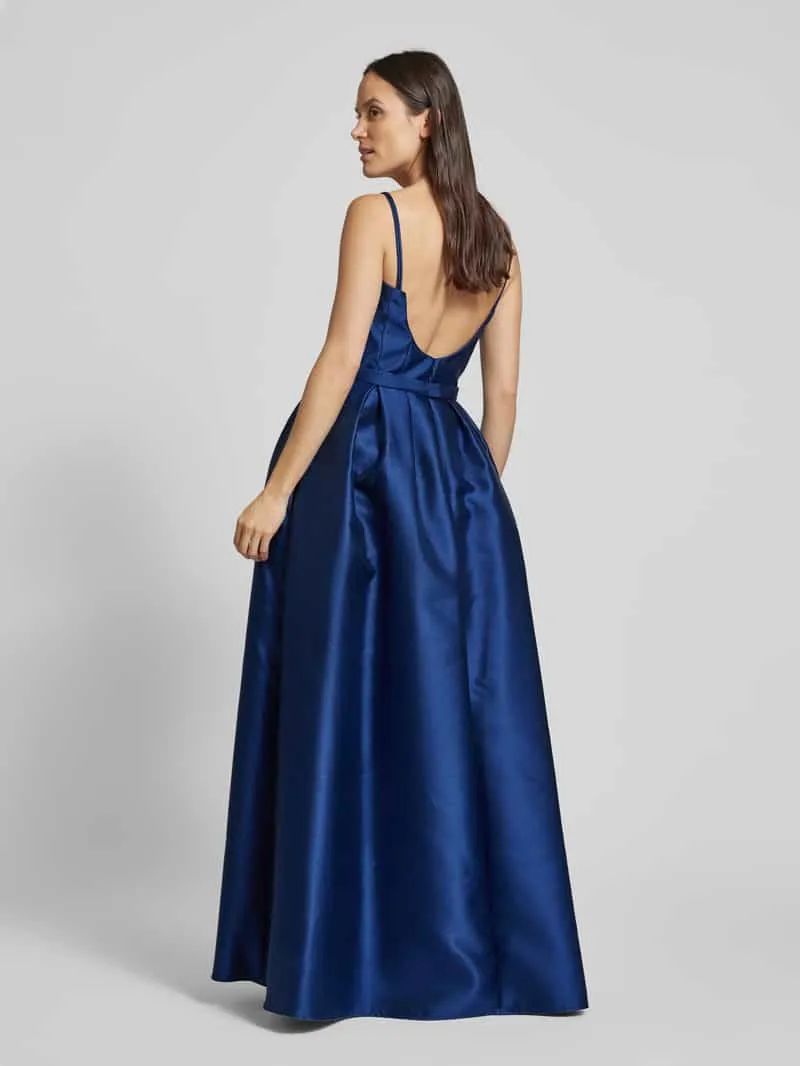 Vera Wang Avondjurk met spaghettibandjes, model 'LECROS' donkerblauw, foto 3