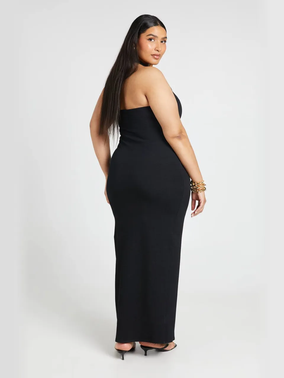 boohoo Dames Plus Geribbelde Halter Maxi Jurk zwart, foto 2